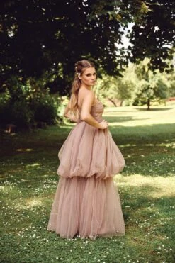 Nala Strapless Maxi Dress In Taupe