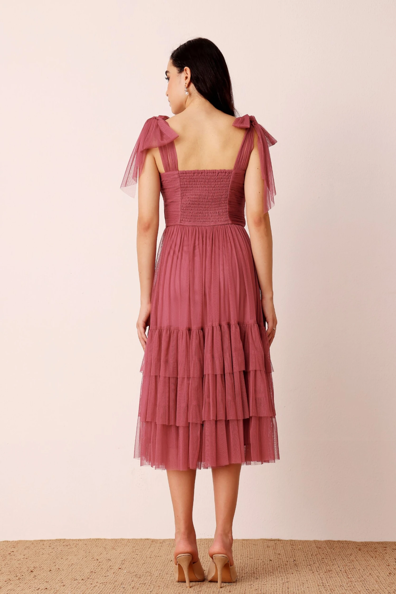 Ollie Midi Dress In Orchid 4 Ollie Midi Dress In Orchid - Image 4