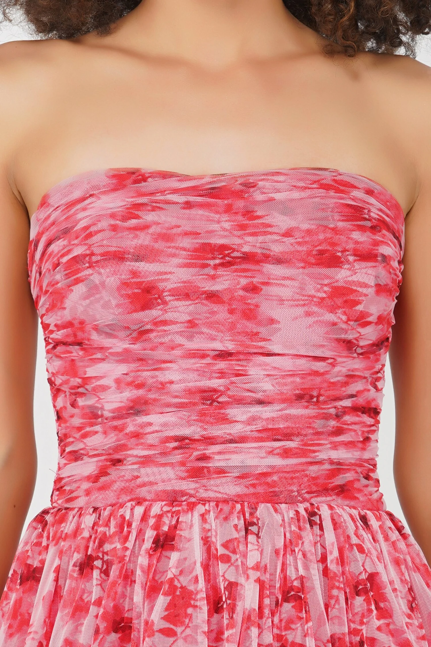 Shiloh High Low Tulle Dress In Red Floral 4 Shiloh High Low Tulle Dress In Red Floral - Image 4