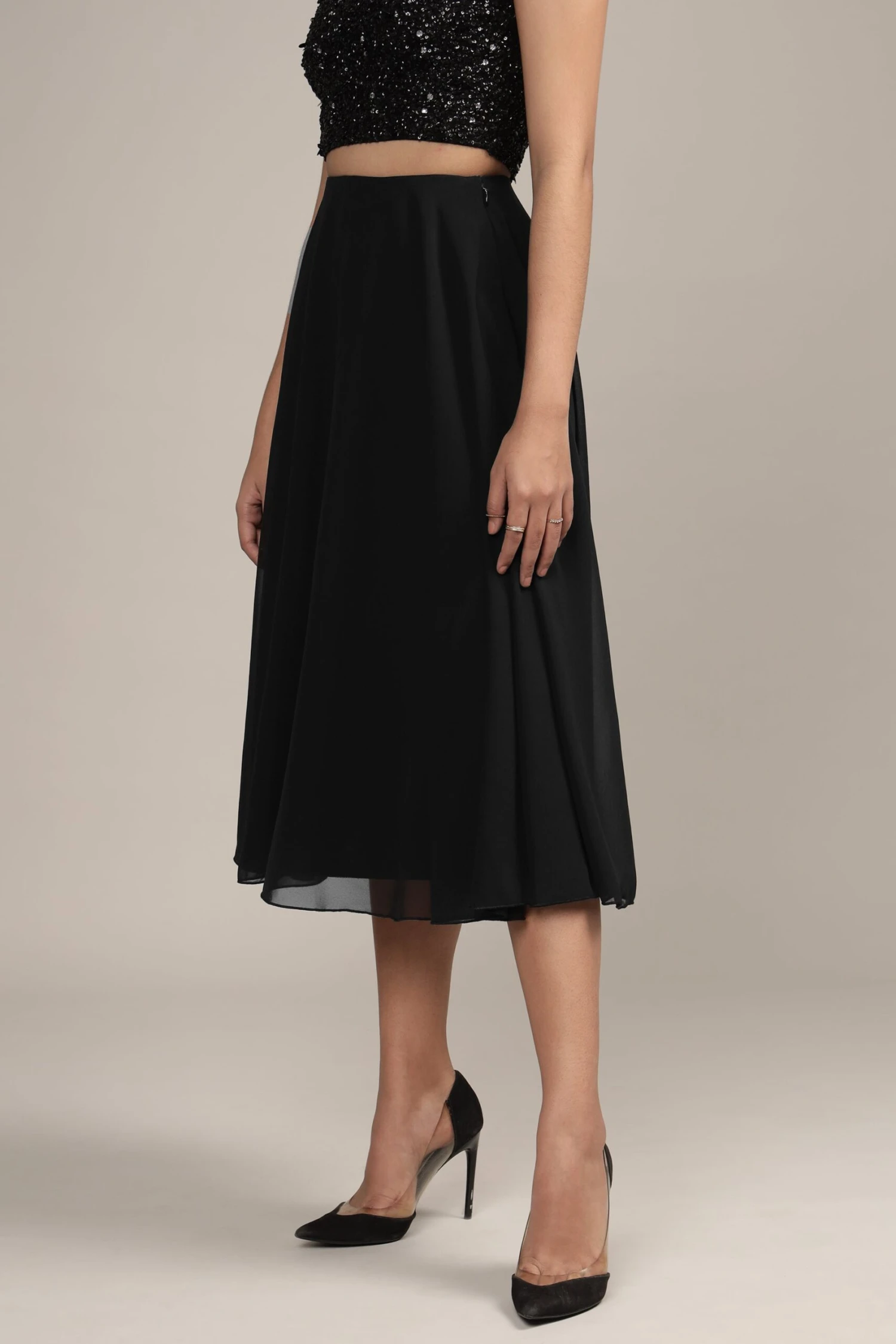 Skye Midi Skirt In Black 5 Skye Midi Skirt In Black - Image 5