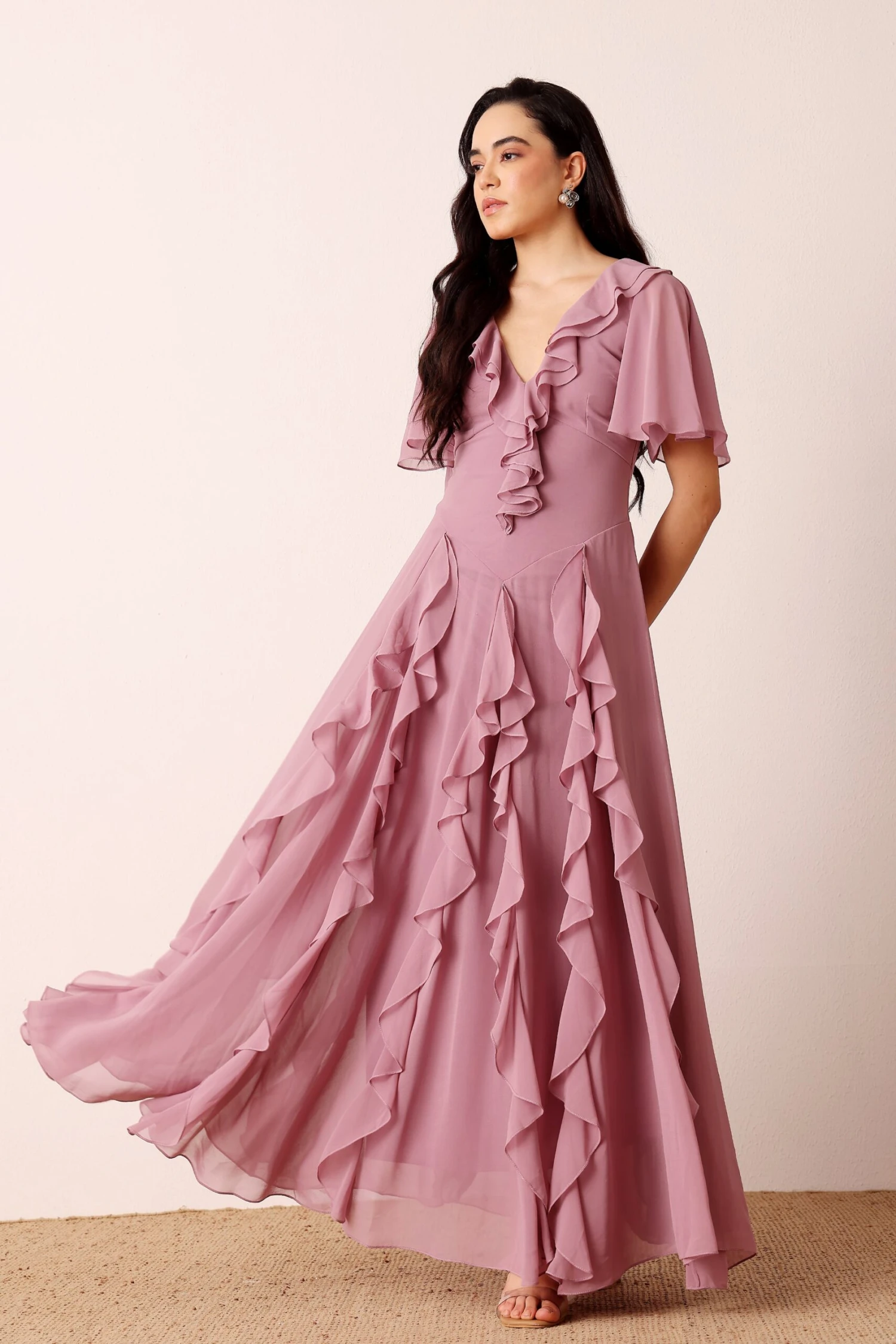 Hertia Maxi Dress In Dusty Lilac 5 Hertia Maxi Dress In Dusty Lilac - Image 5